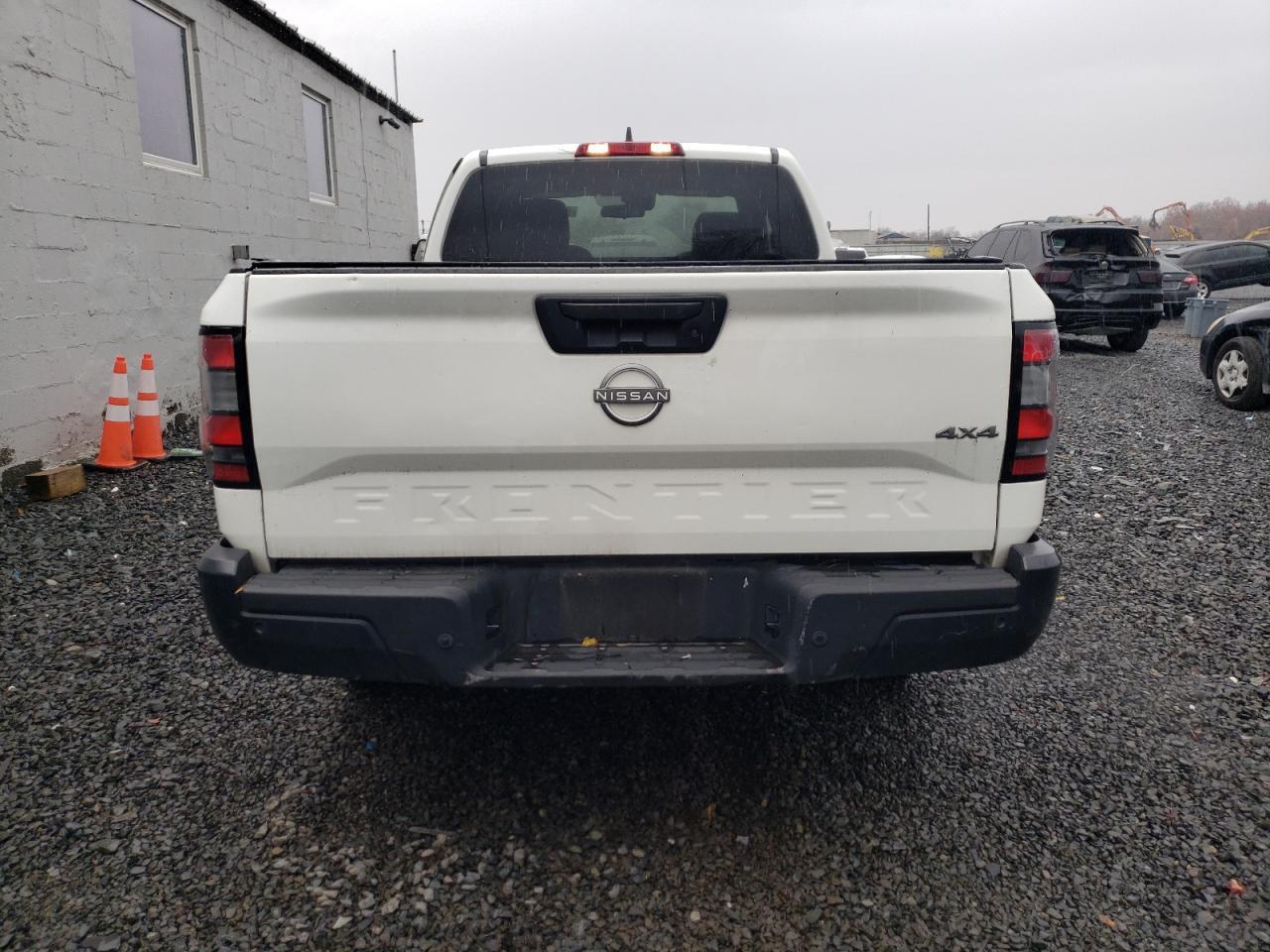 2023 Nissan Frontier S - Image 6