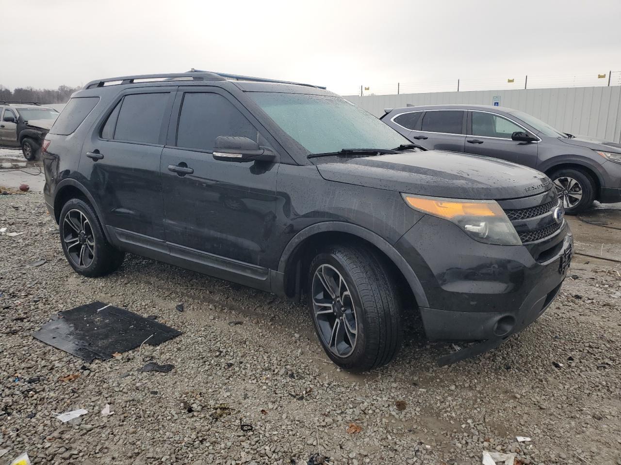 2015 Ford Explorer Sport - Фото 4