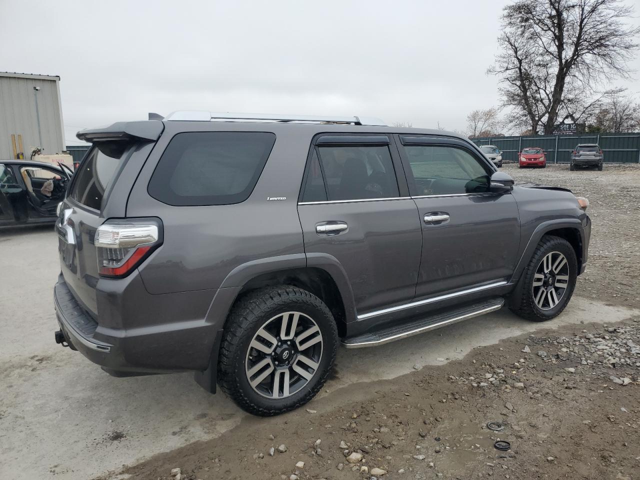 2016 Toyota 4Runner Sr5/Sr5 Premium - Фото 3