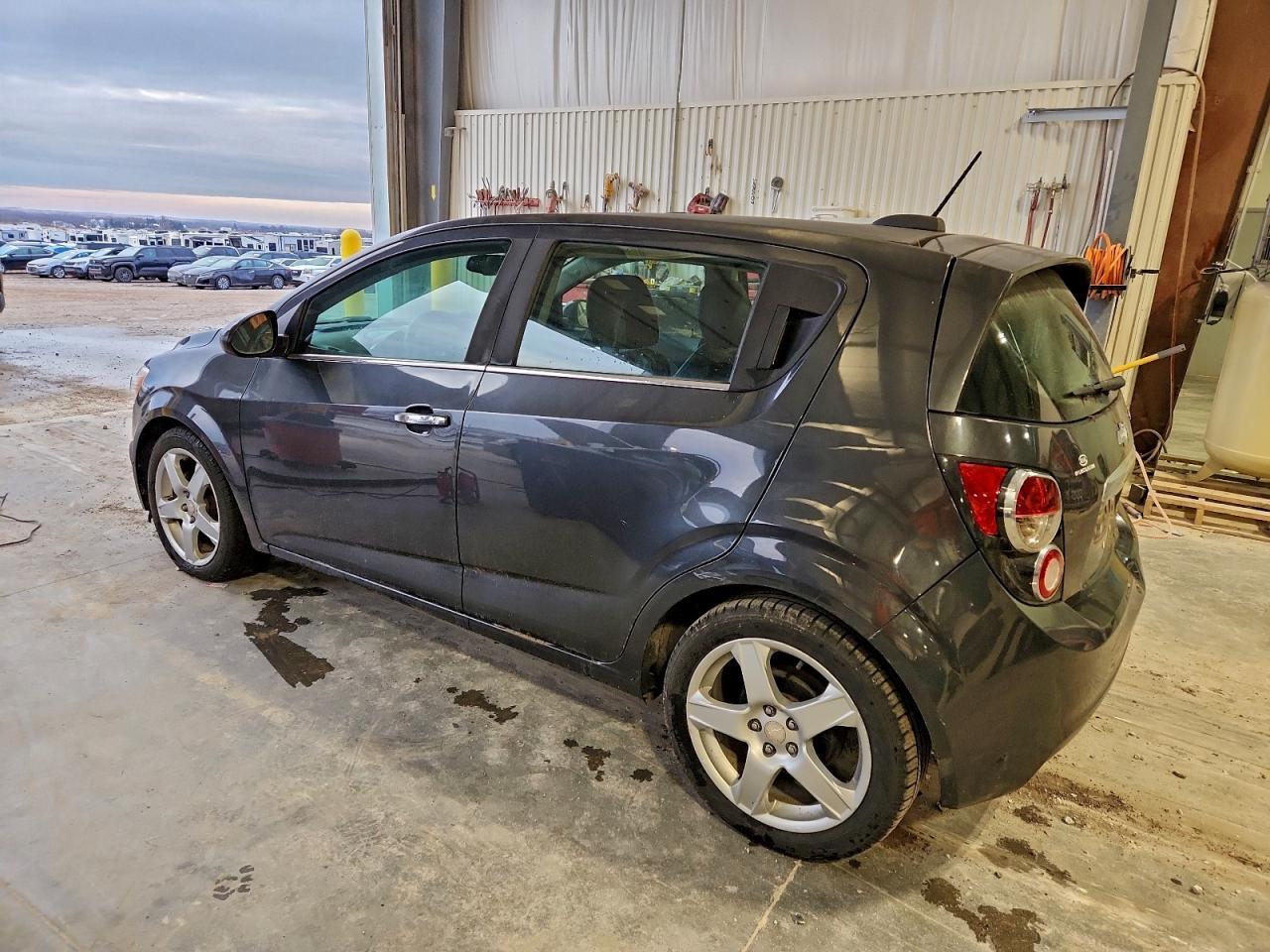 2016 Chevrolet Sonic Ltz - Фото 3