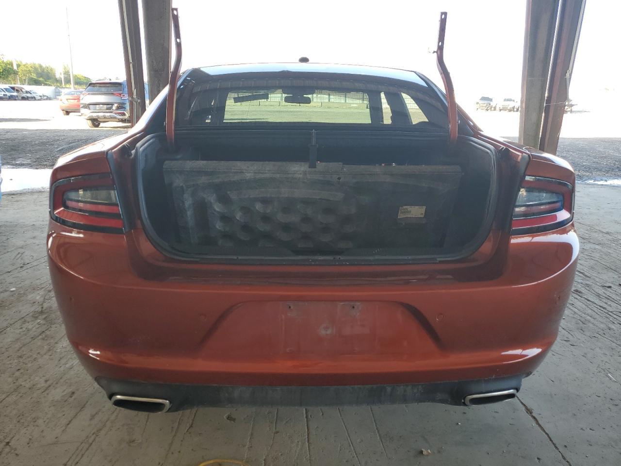 2020 Dodge Charger Sxt - Image 6