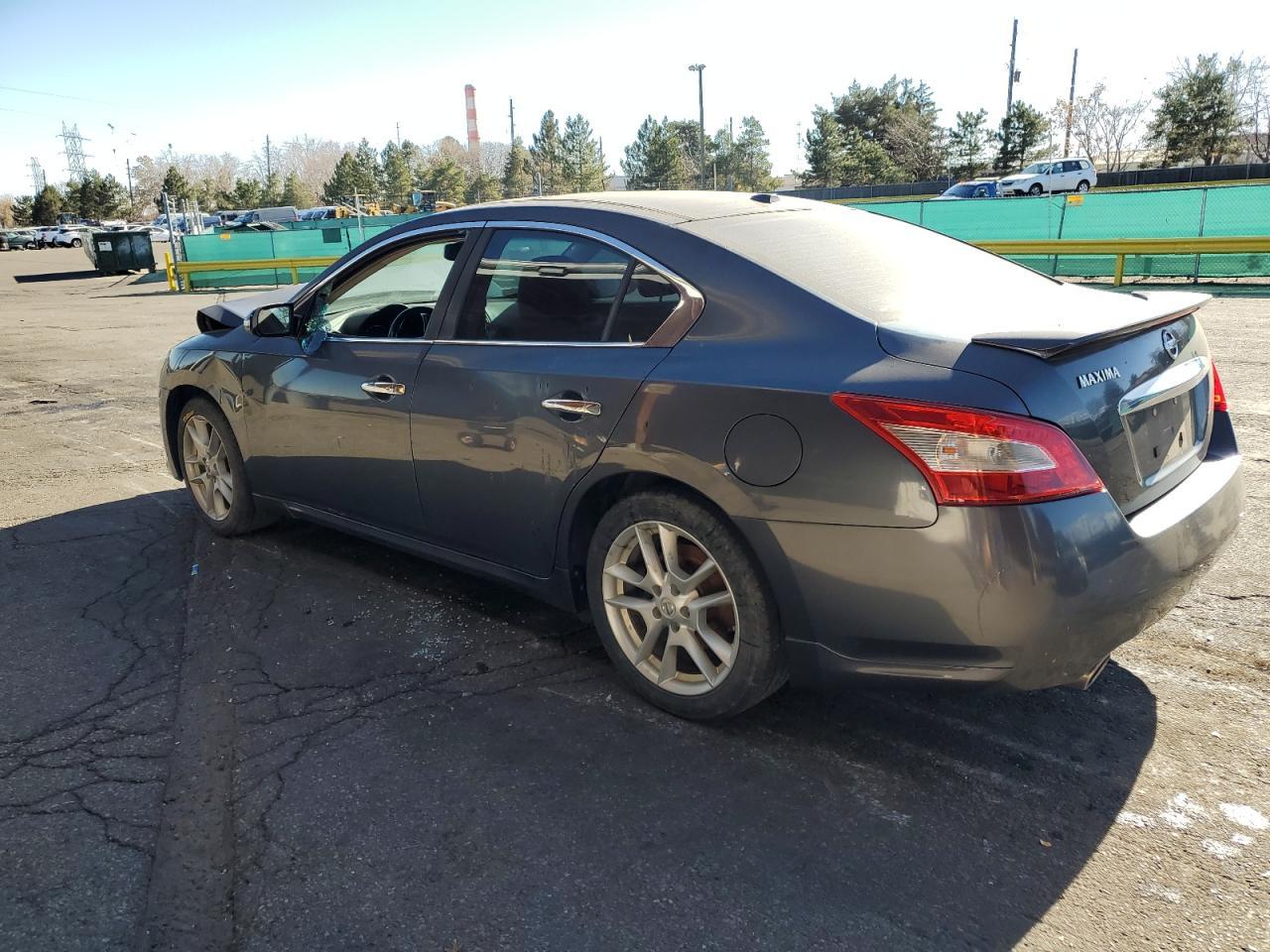 2011 Nissan Maxima S - Фото 2