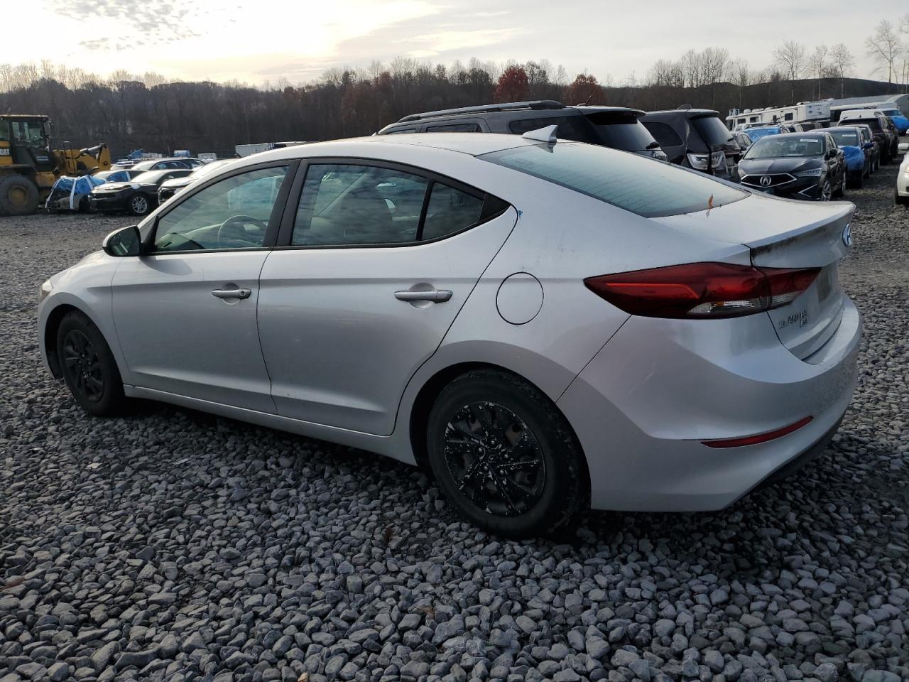 2018 Hyundai Elantra Se - Фото 2
