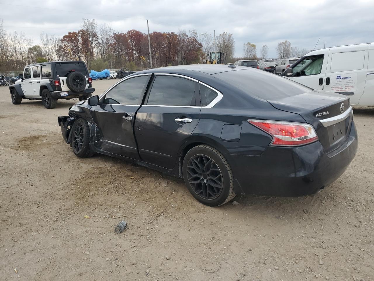 2015 Nissan Altima 2.5 - Фото 2