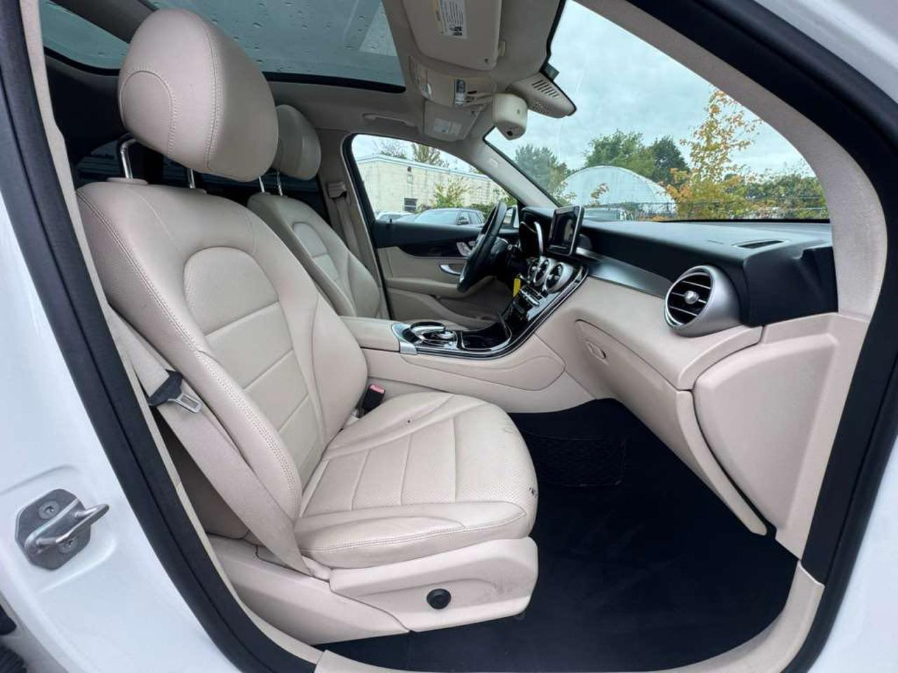 2017 Mercedes-Benz Glc 300 - Фото 5