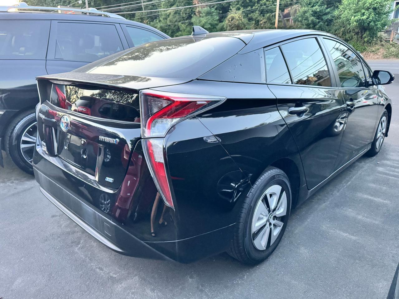 2016 Toyota Prius - Фото 4