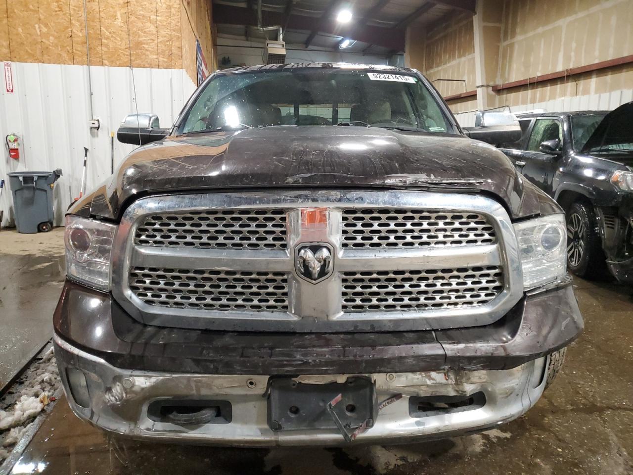 2016 Ram 1500 Laramie - Image 5