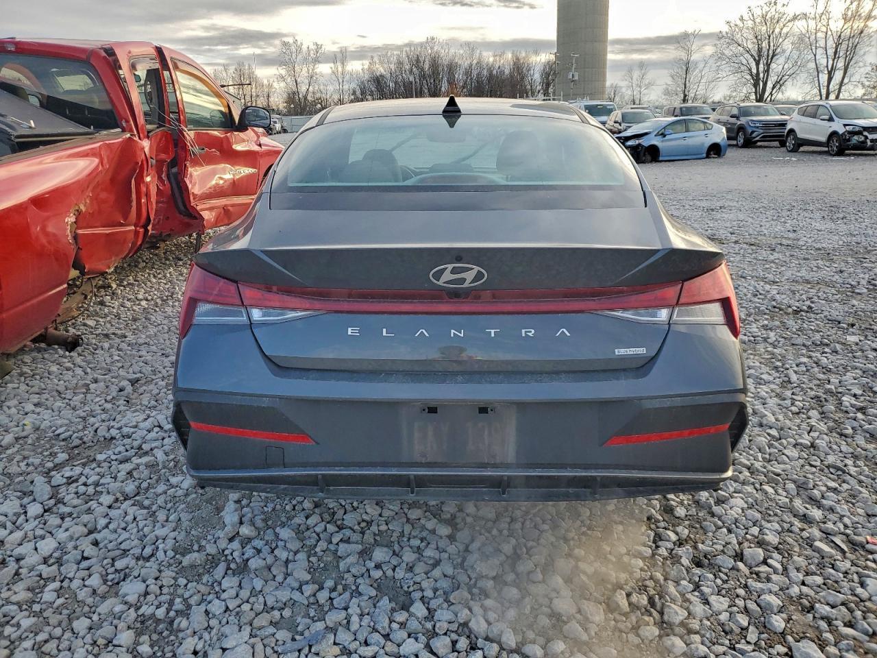 2025 Hyundai Elantra Blue - Фото 6