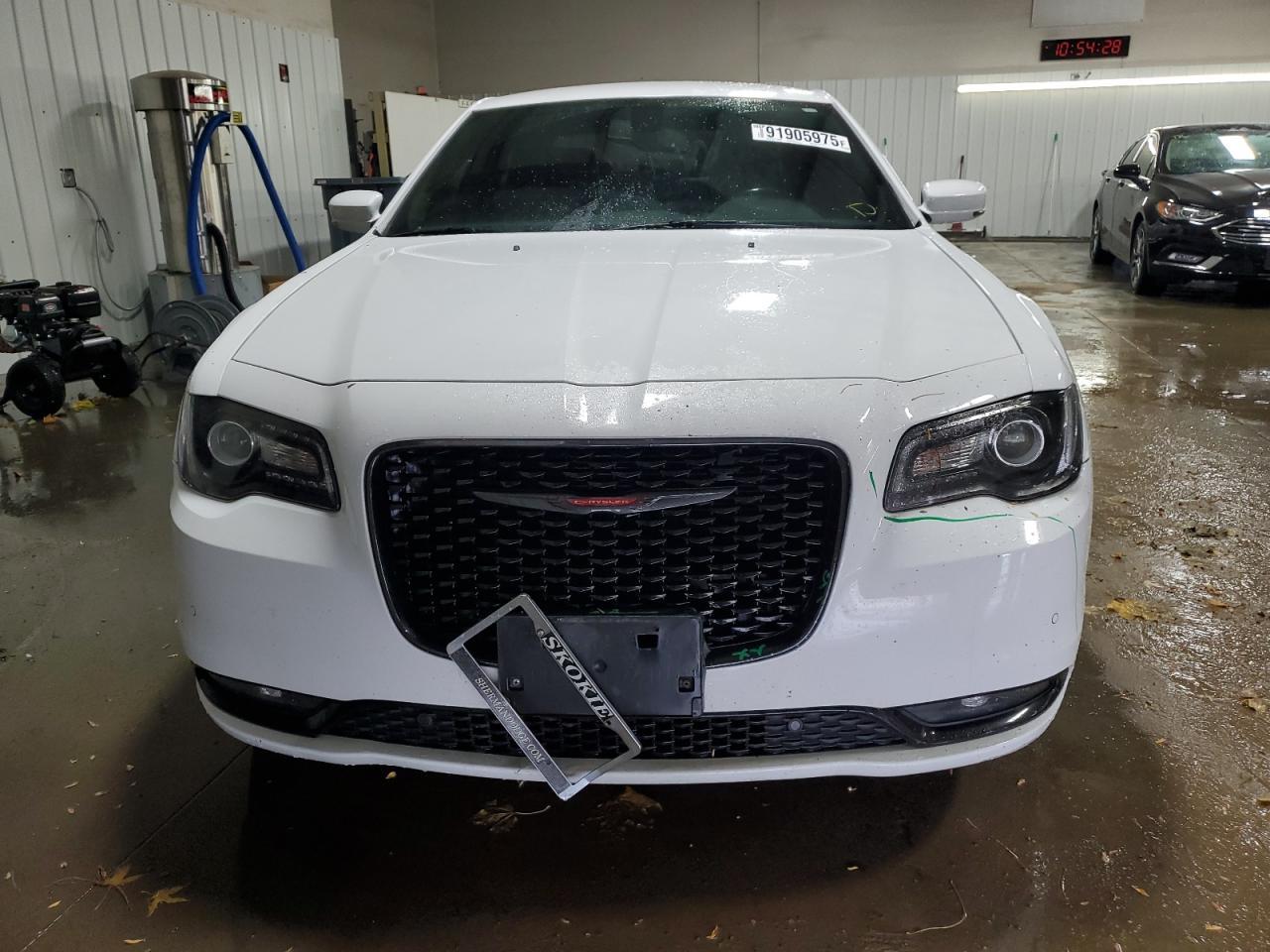 2021 Chrysler 300 S - Фото 5