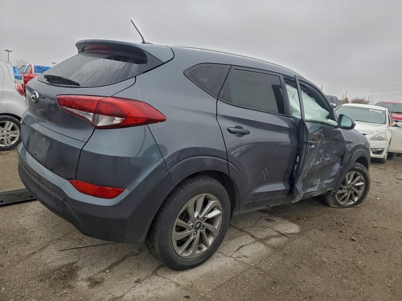 2017 Hyundai Tucson Limited - Image 3