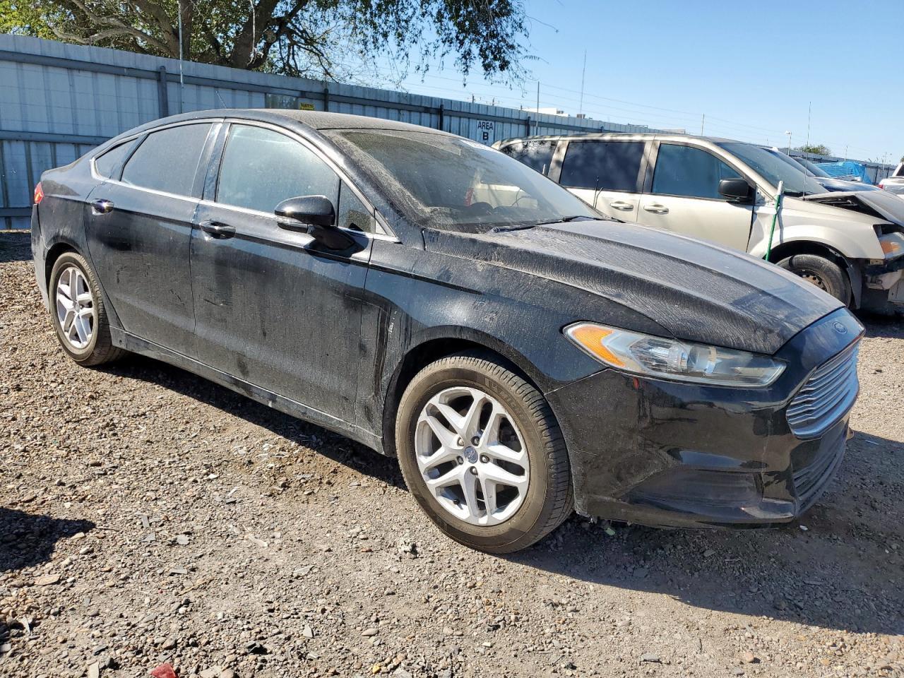 2016 Ford Fusion Se - Фото 4