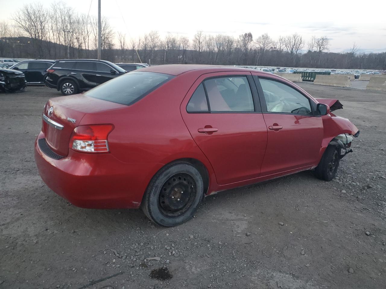 2010 Toyota Yaris - Фото 3