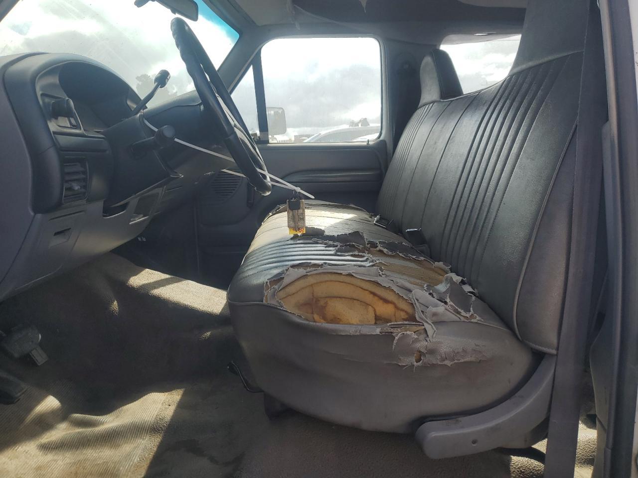 1997 Ford F350 - Фото 7