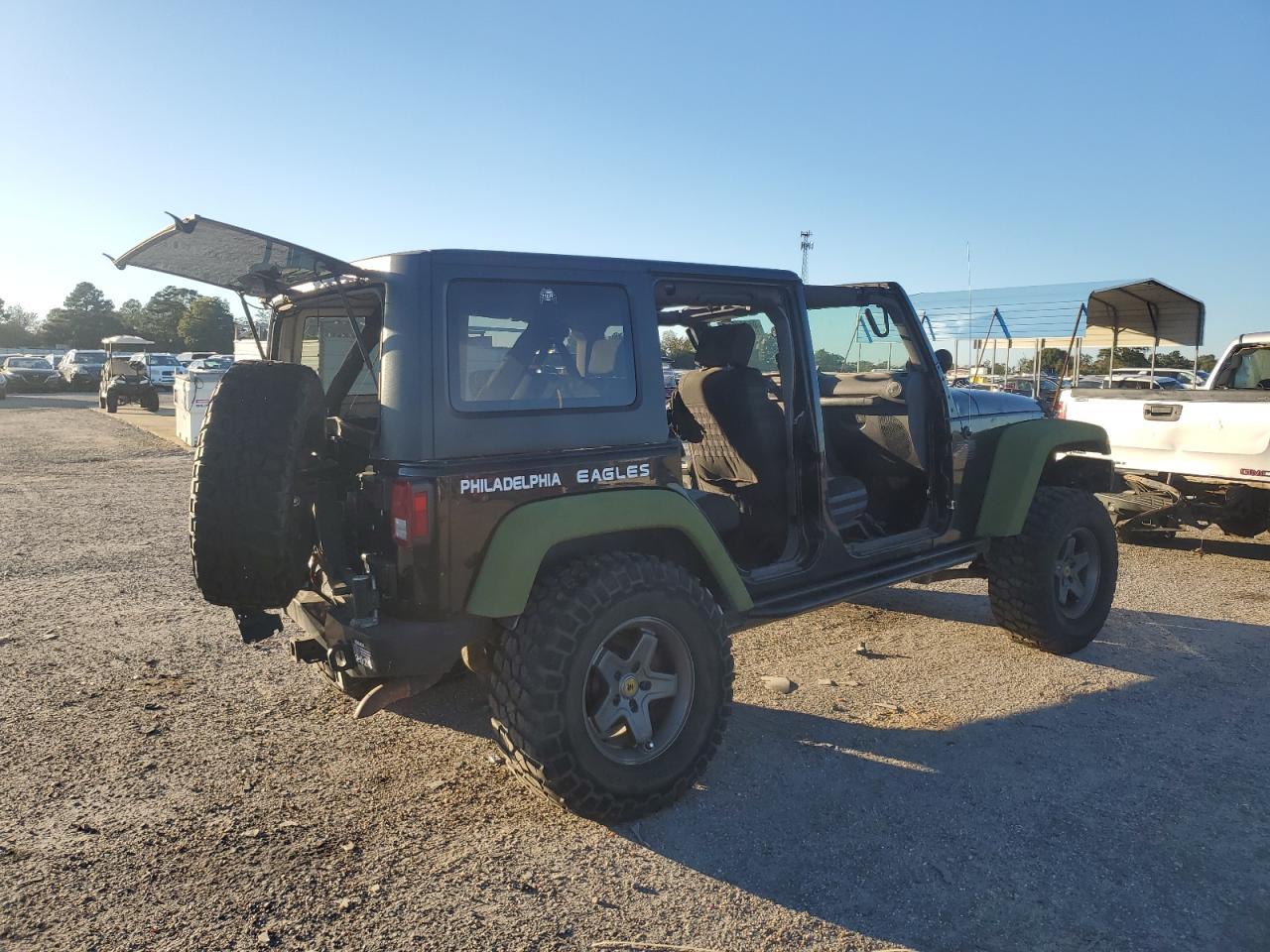2010 Jeep Wrangler Unlimited Rubicon - Фото 3