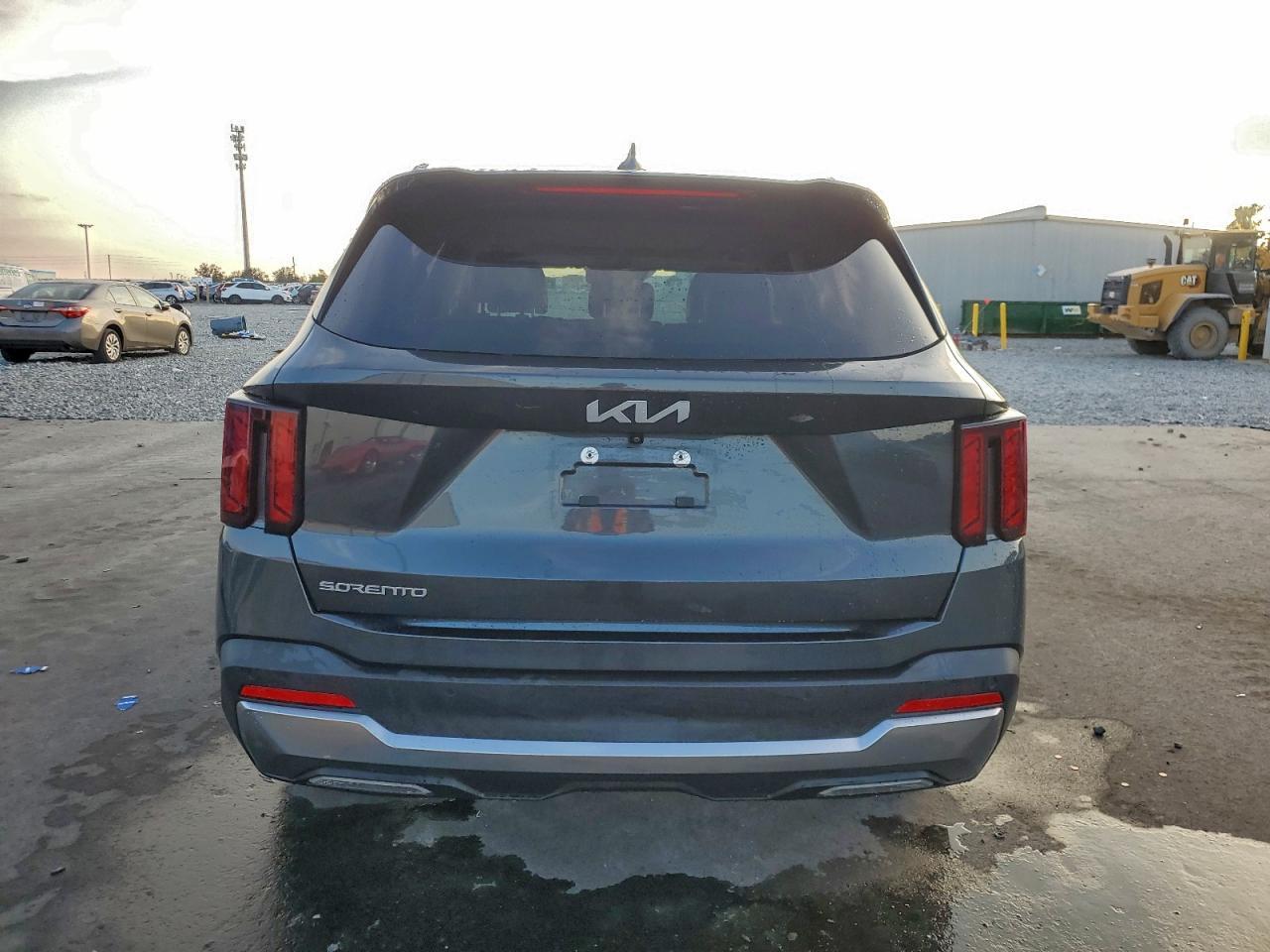 2024 Kia Sorento S - Фото 6