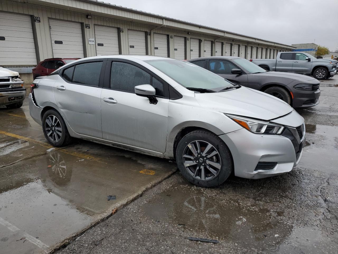 2021 Nissan Versa Sv - Фото 4