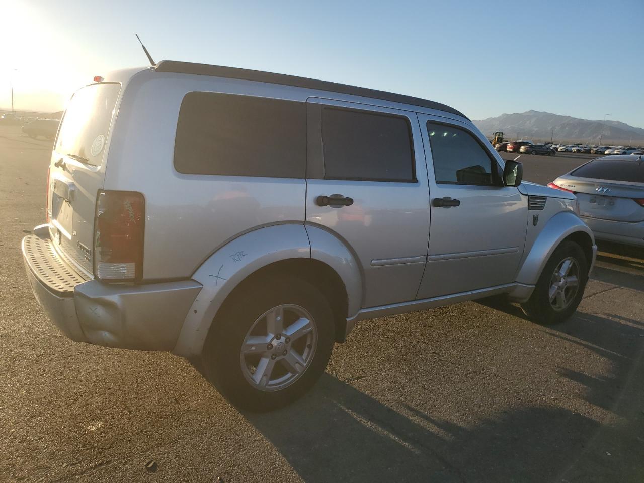 2011 Dodge Nitro Sxt - Фото 3