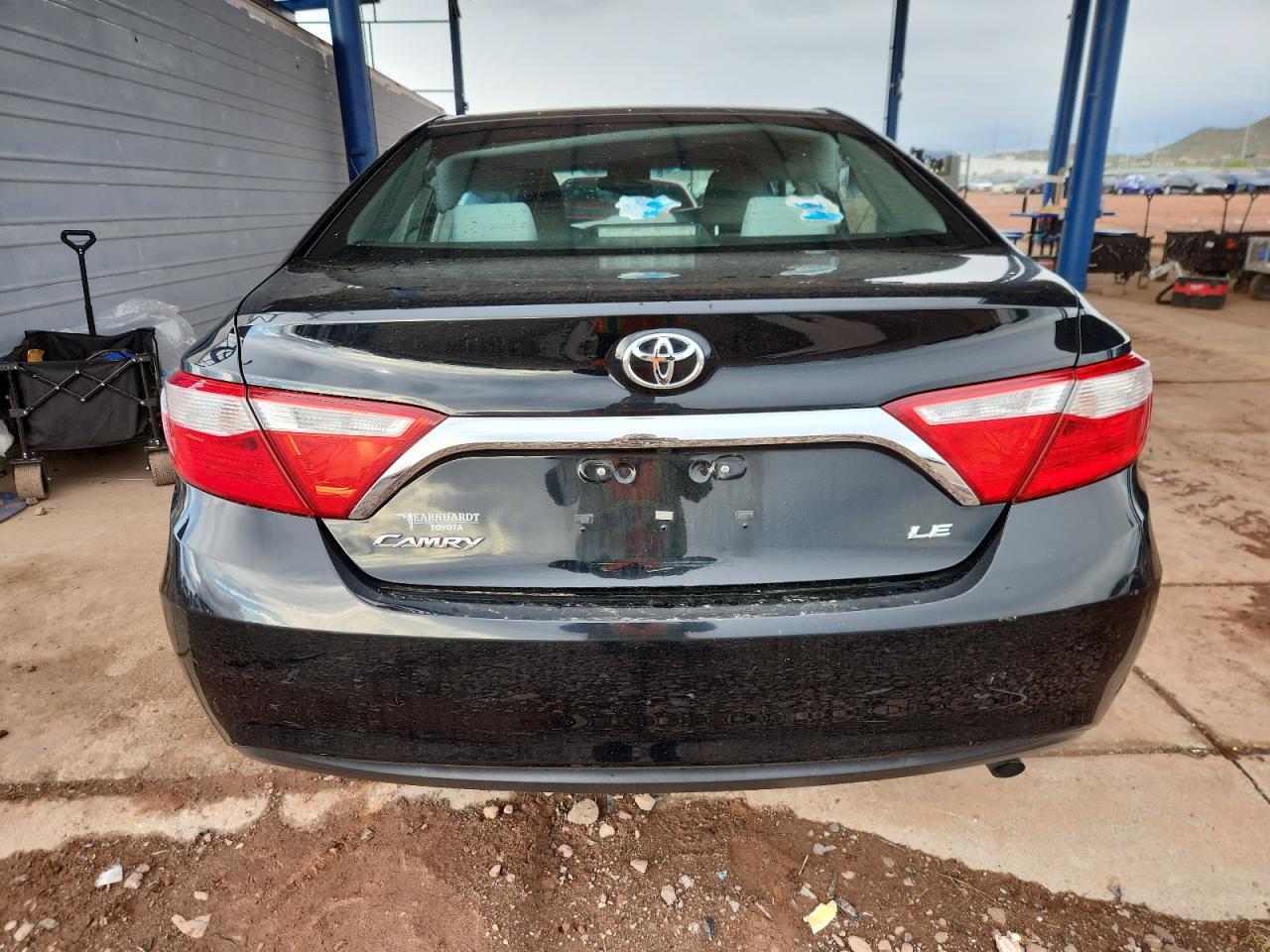 2017 Toyota Camry Le - Фото 6