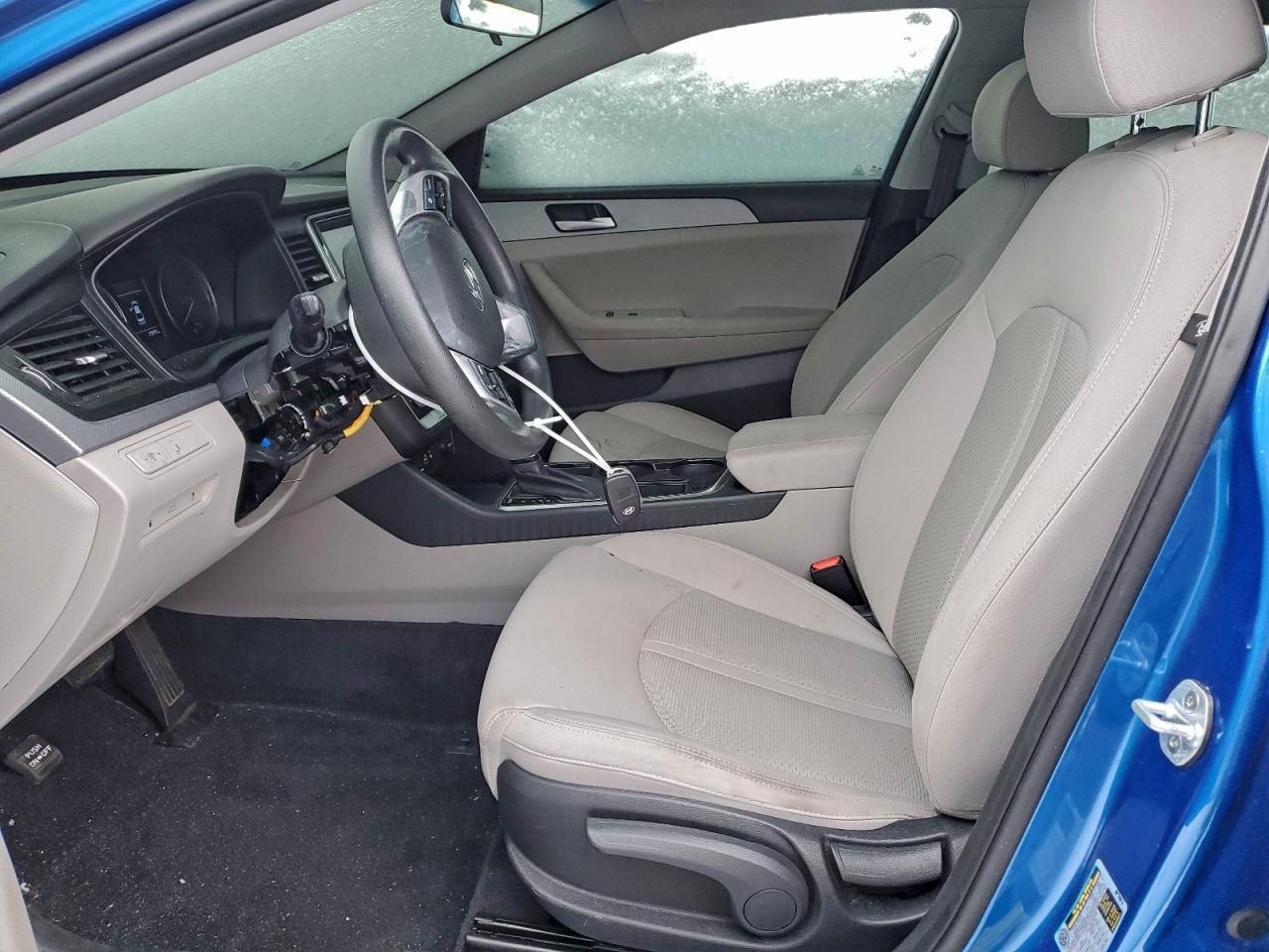 2019 Hyundai Sonata - Image 7