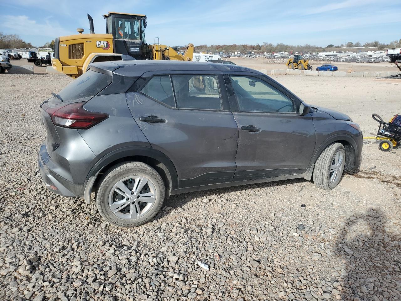 2024 Nissan Kicks S - Фото 3