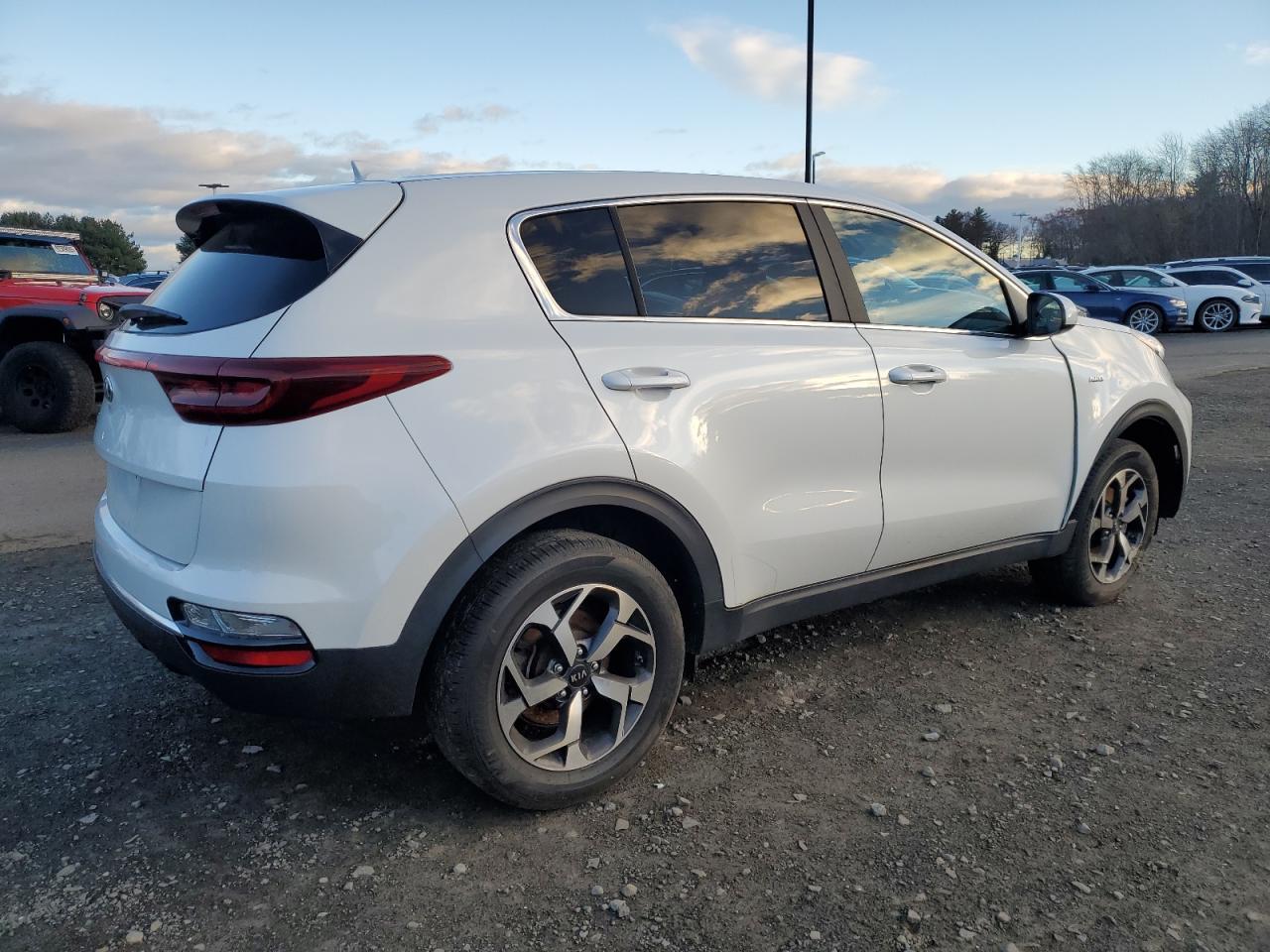 2022 Kia Sportage Lx - Фото 3