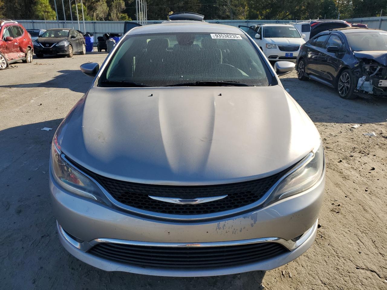 2015 Chrysler 200 Limited - Фото 5