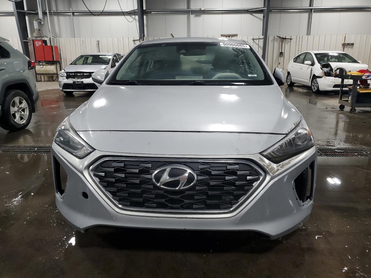 2020 Hyundai Ioniq Blue - Фото 5
