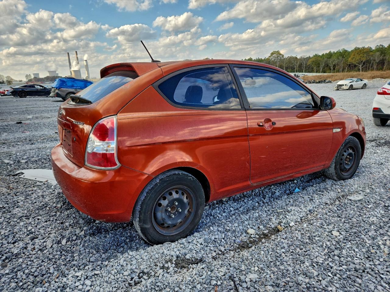 2010 Hyundai Accent Blue - Image 3