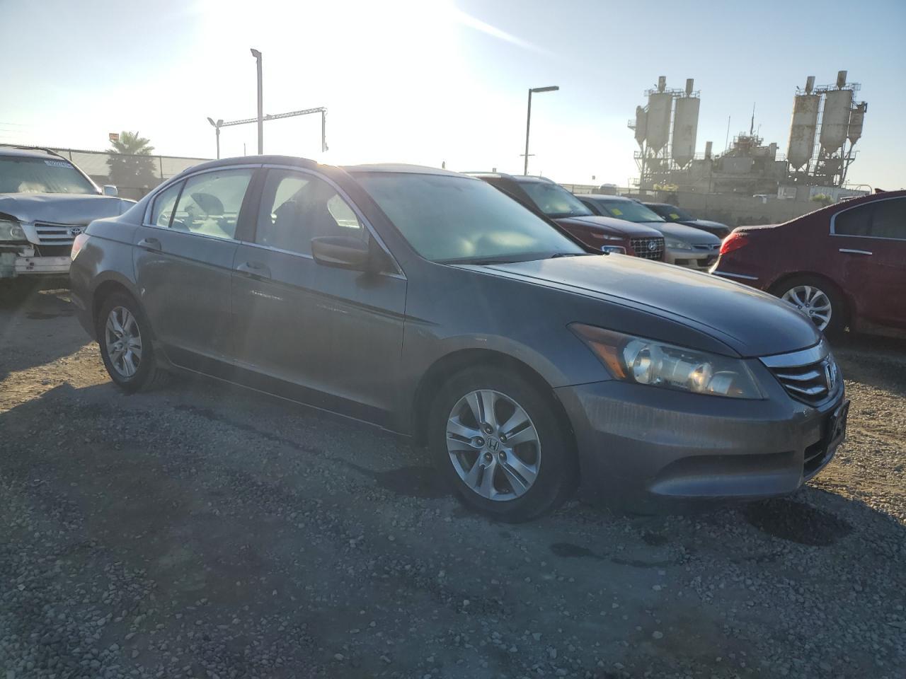 2012 Honda Accord Lxp - Image 4