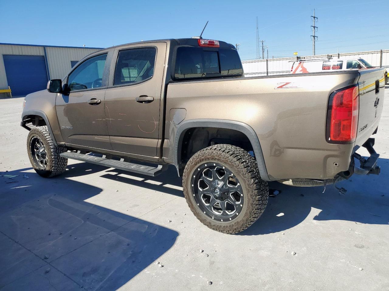2017 Chevrolet Colorado Z71 - Image 2