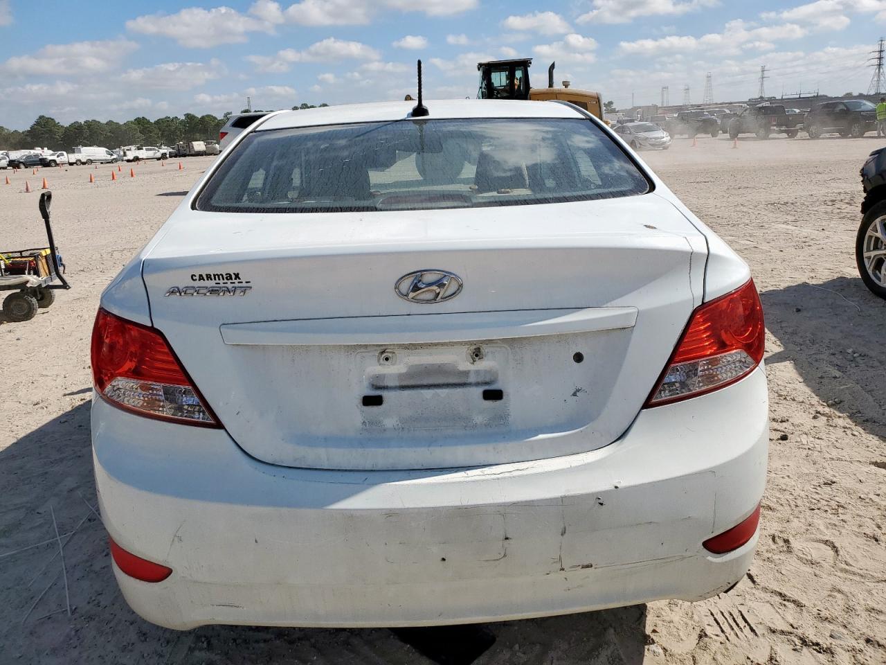 2013 Hyundai Accent Gls - Фото 6