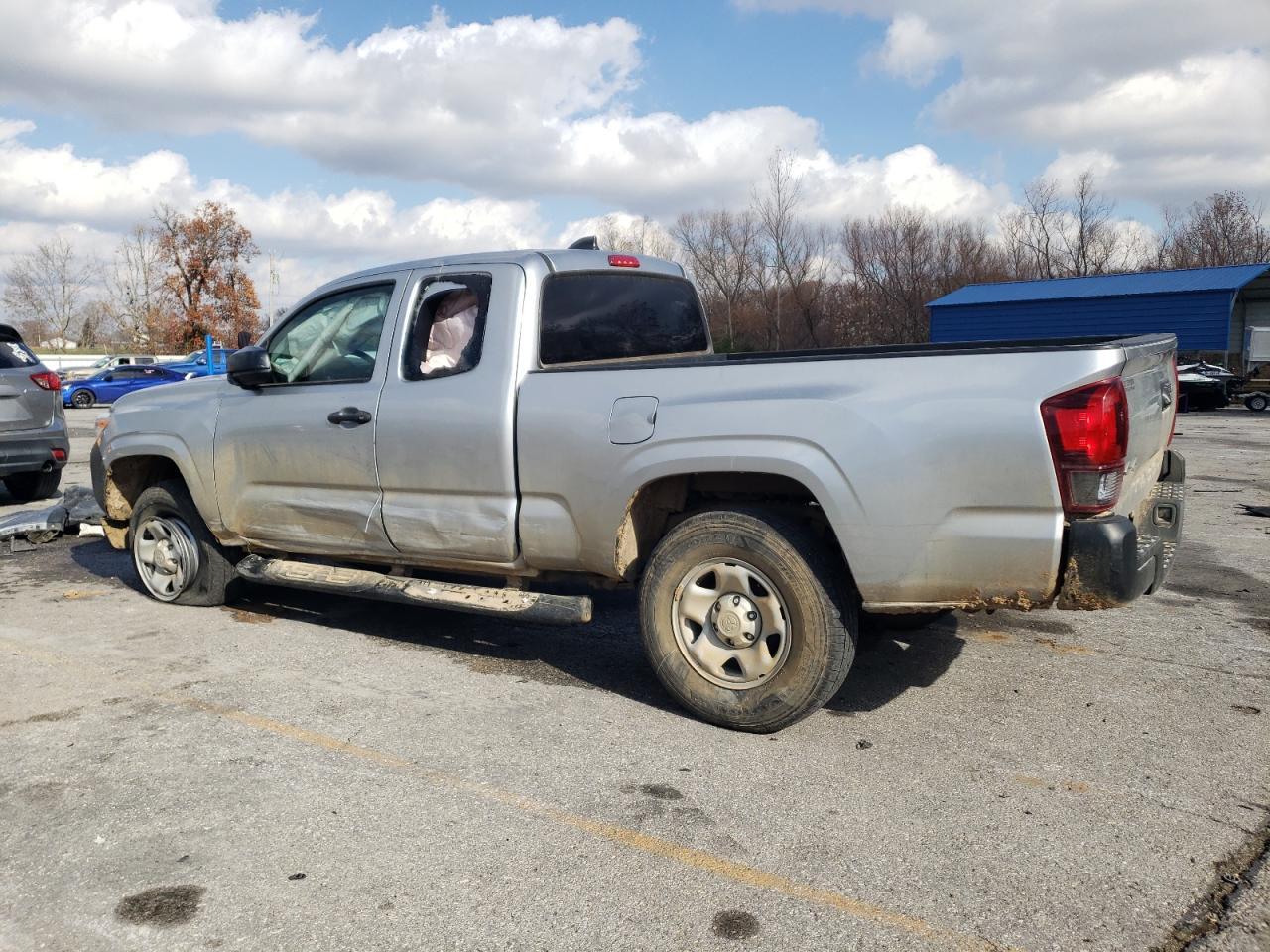 2022 Toyota Tacoma Access Cab - Фото 2