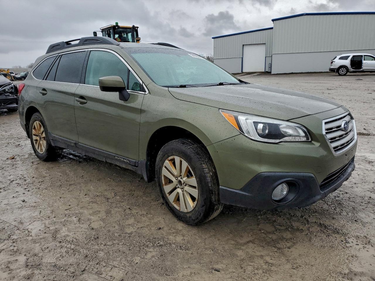 2016 Subaru Outback 2.5I Premium - Image 4