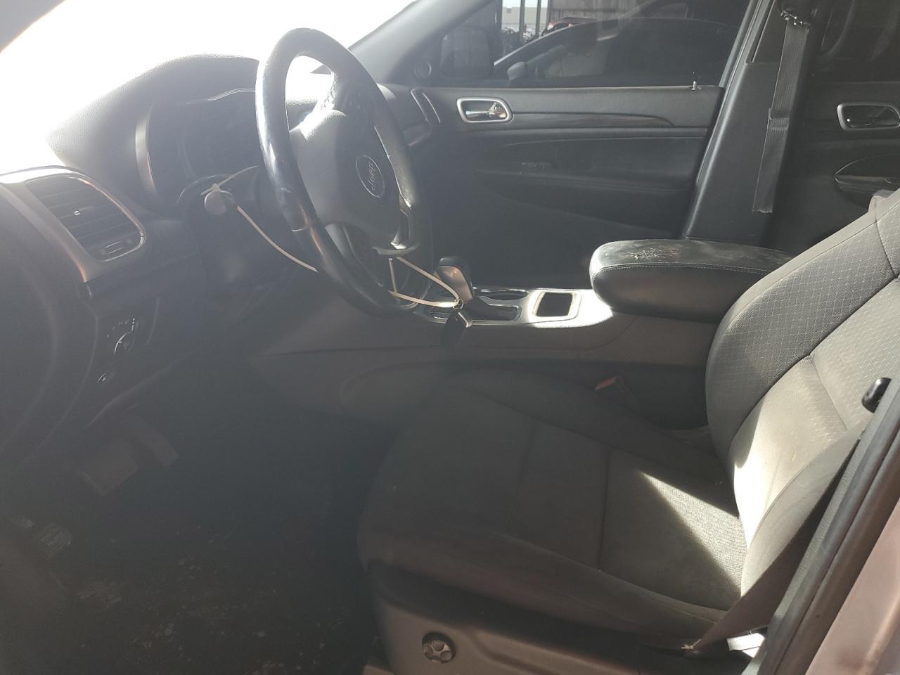 2019 Jeep Grand Cherokee Laredo - Image 7