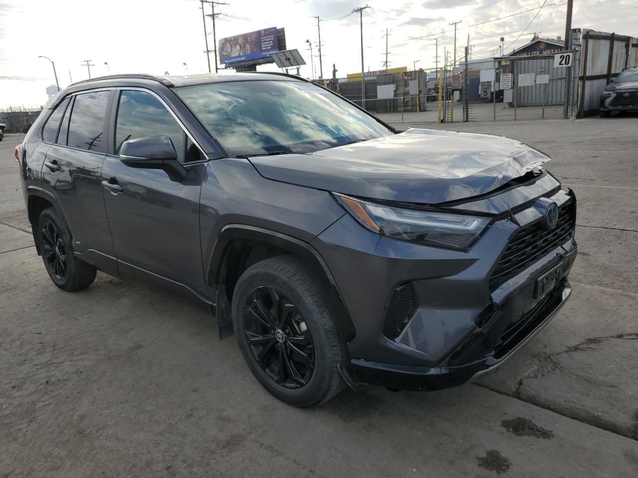 2023 Toyota Rav4 Se - Фото 4