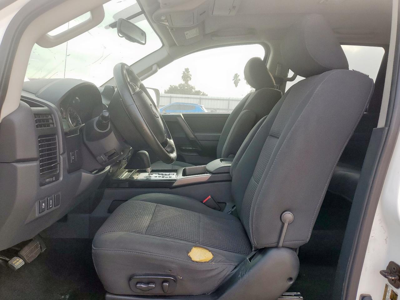 2014 Nissan Titan S - Фото 7