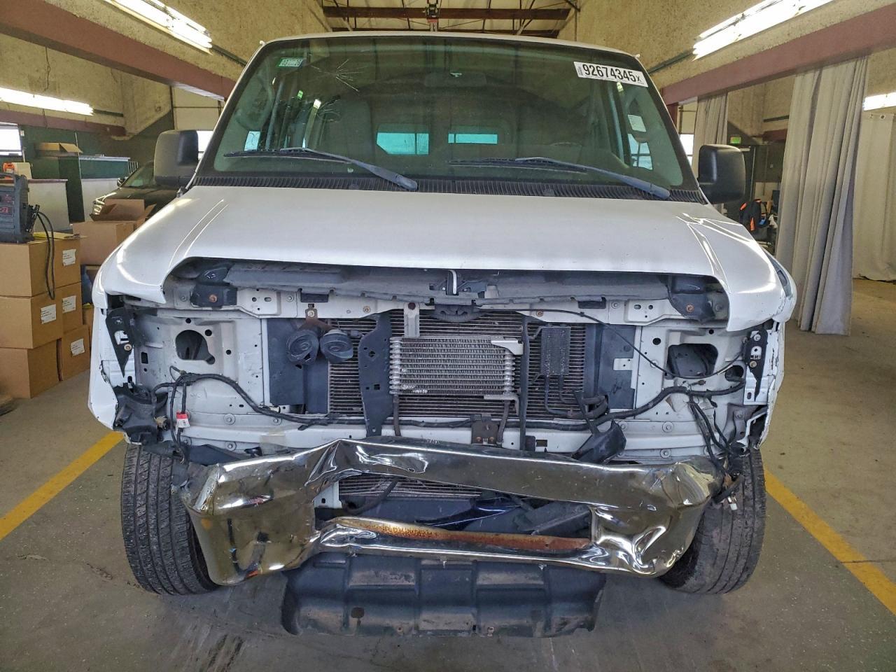 2013 Ford Econoline E250 - Image 5
