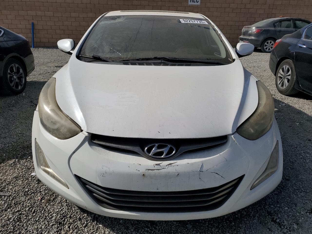 2014 Hyundai Elantra Se - Image 5
