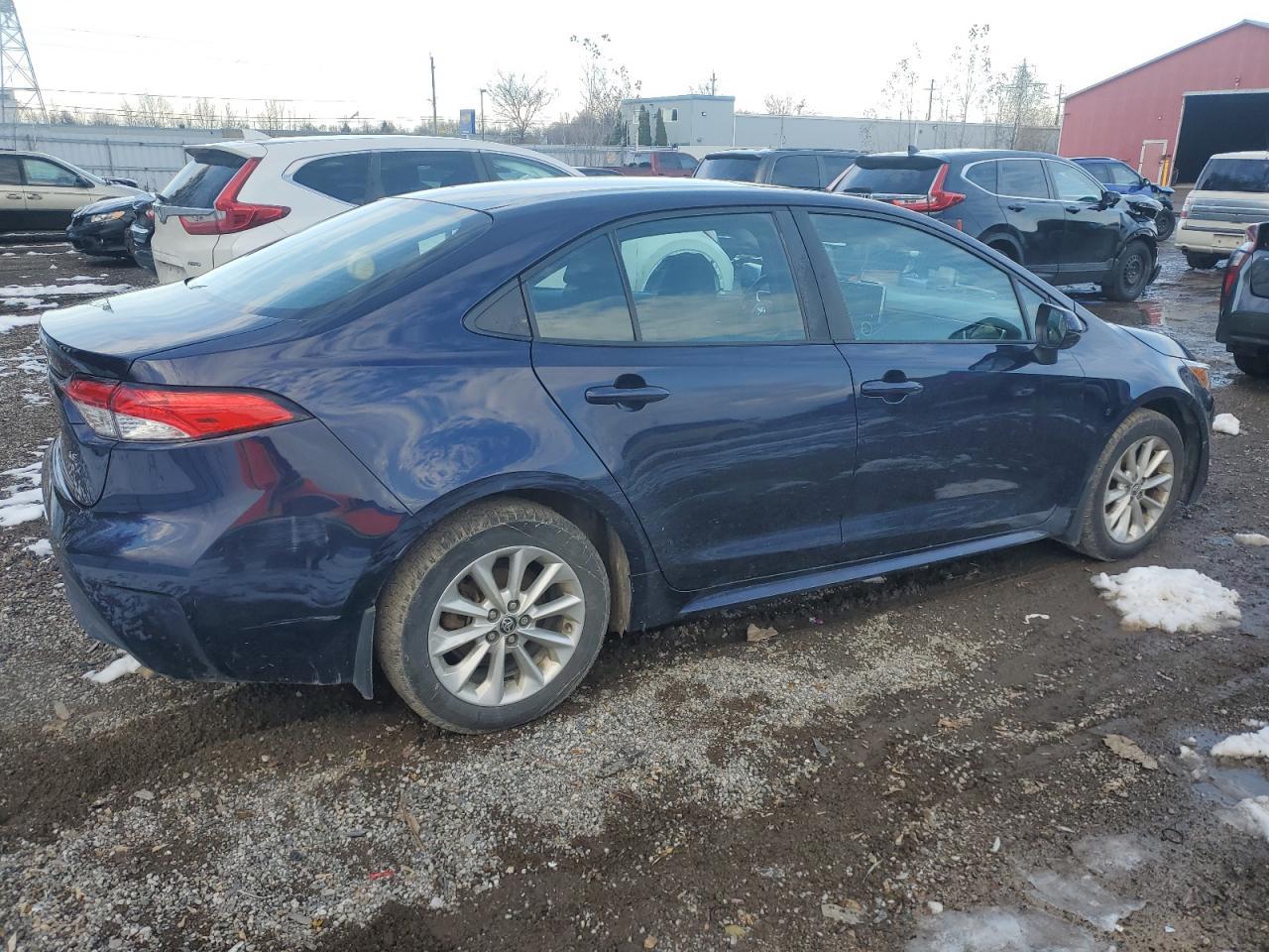 2020 Toyota Corolla Le - Image 3