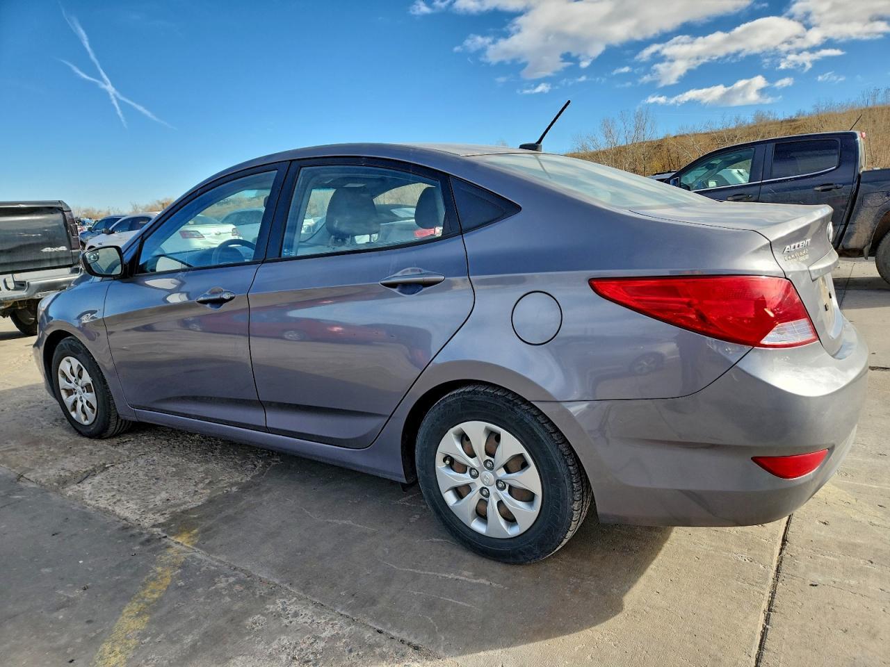 2015 Hyundai Accent Gls - Image 2