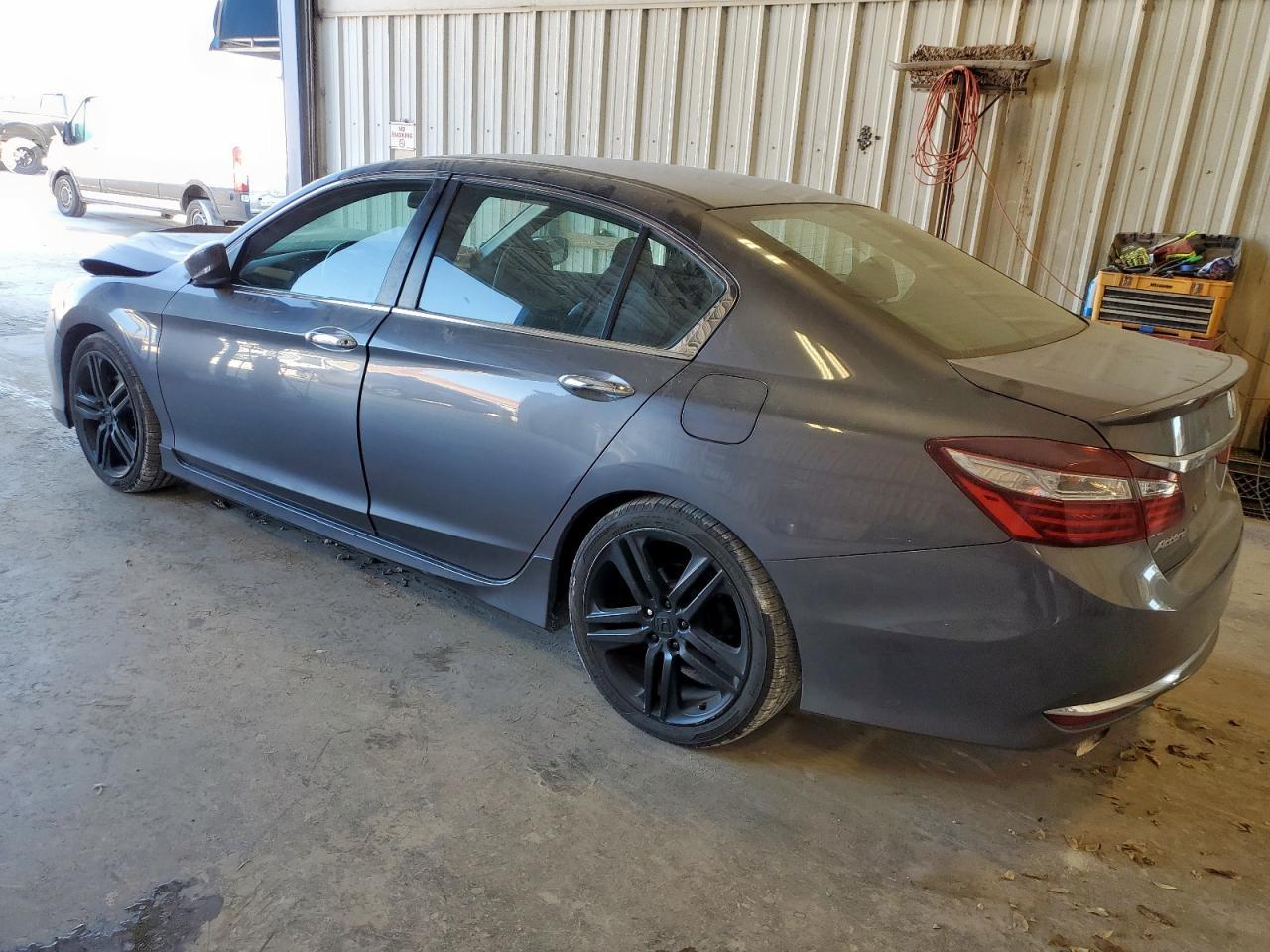 2016 Honda Accord Sport - Фото 2