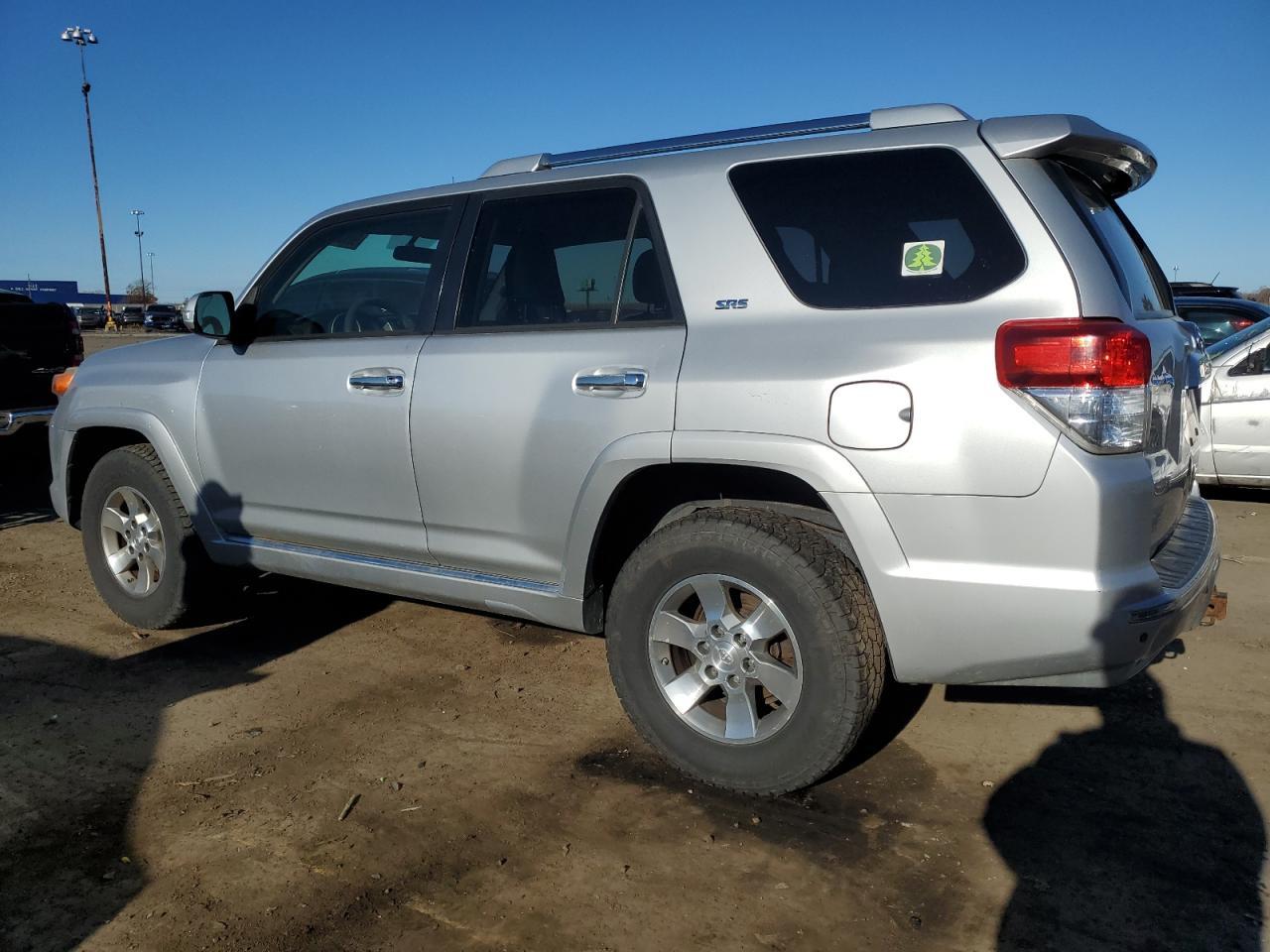 2013 Toyota 4Runner Sr5 - Фото 2