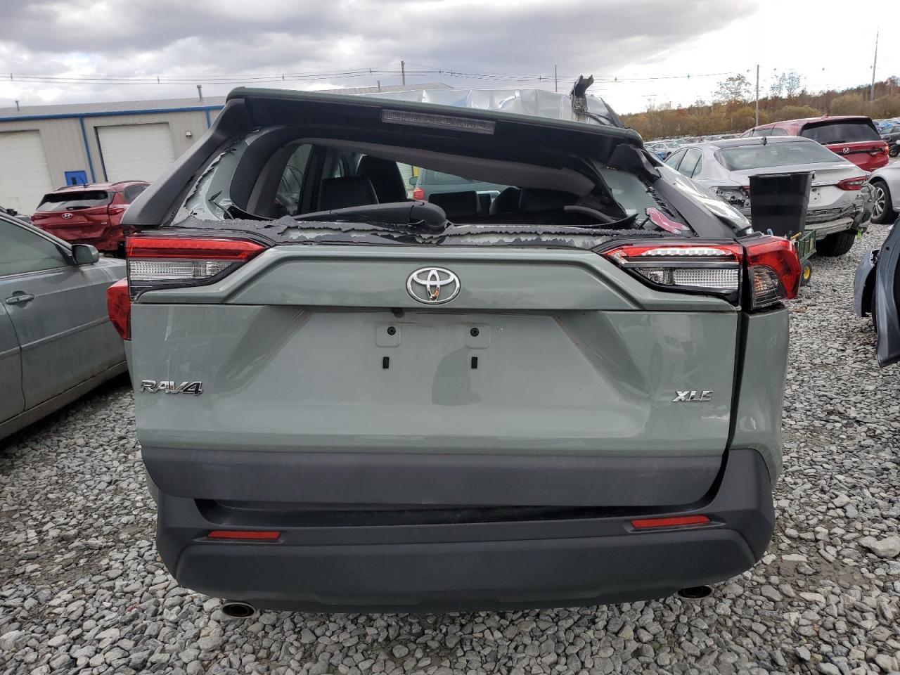2021 Toyota Rav4 Xle Premium - Фото 6