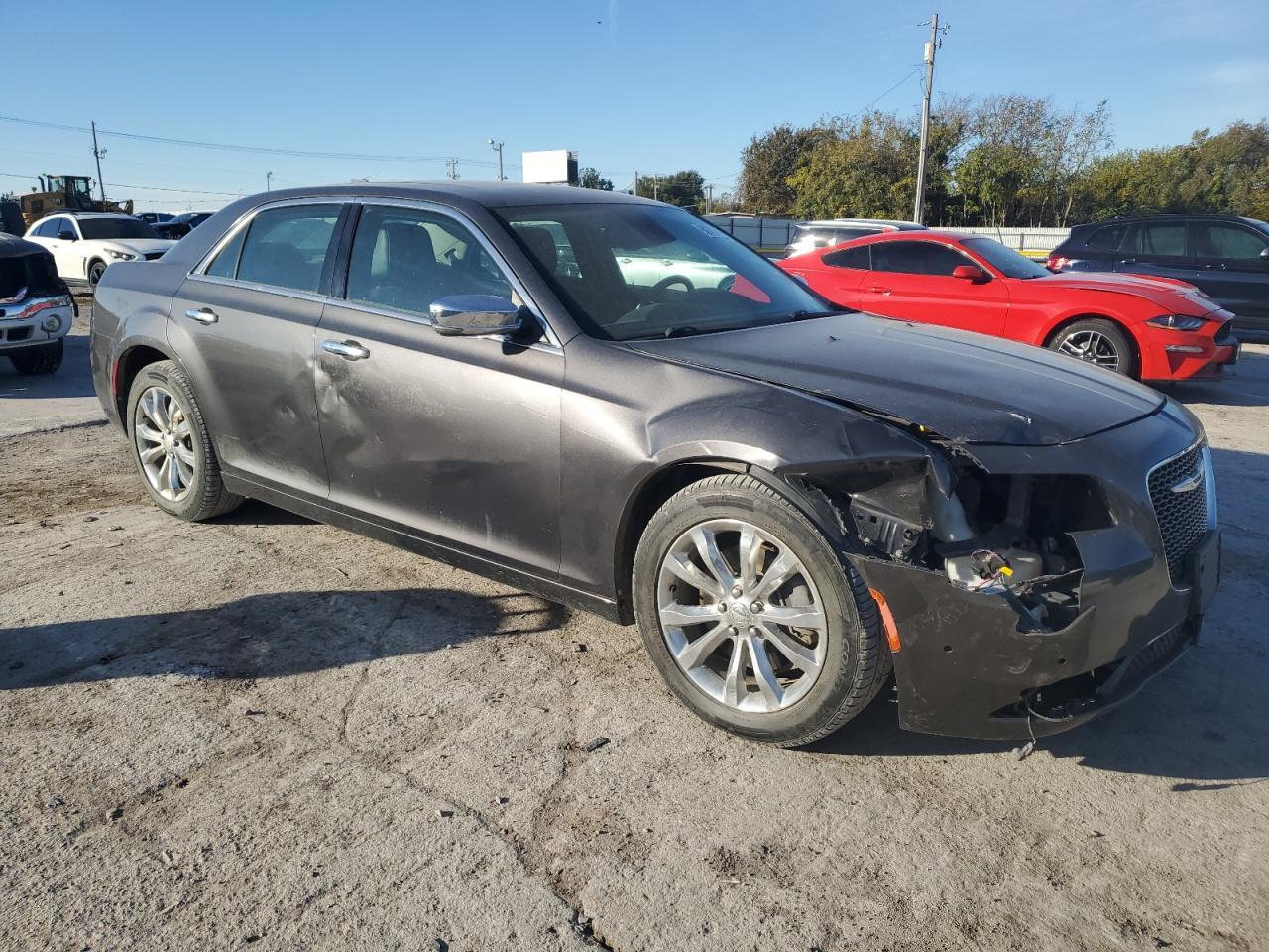 2015 Chrysler 300C - Фото 4