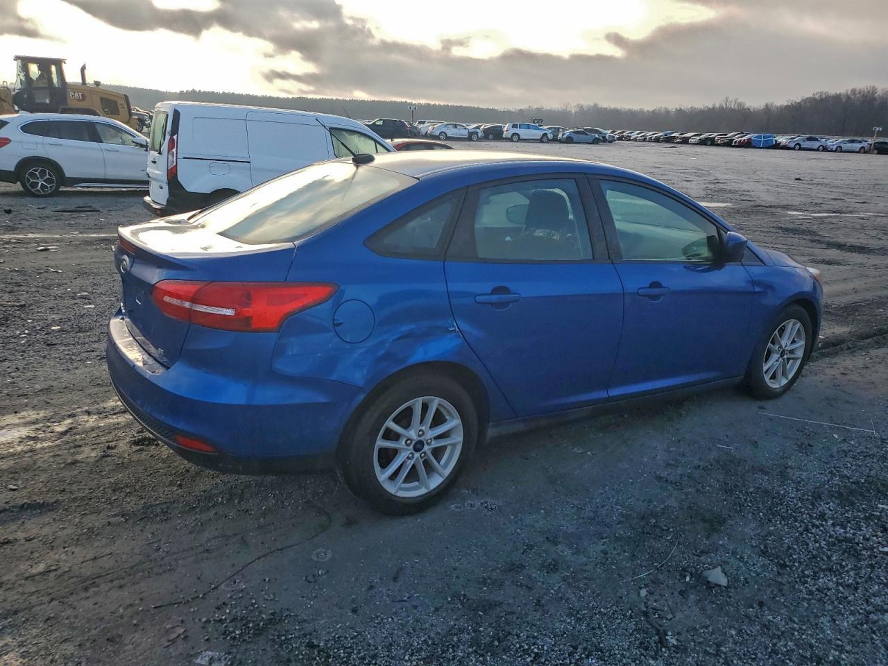 2018 Ford Focus Se - Фото 3