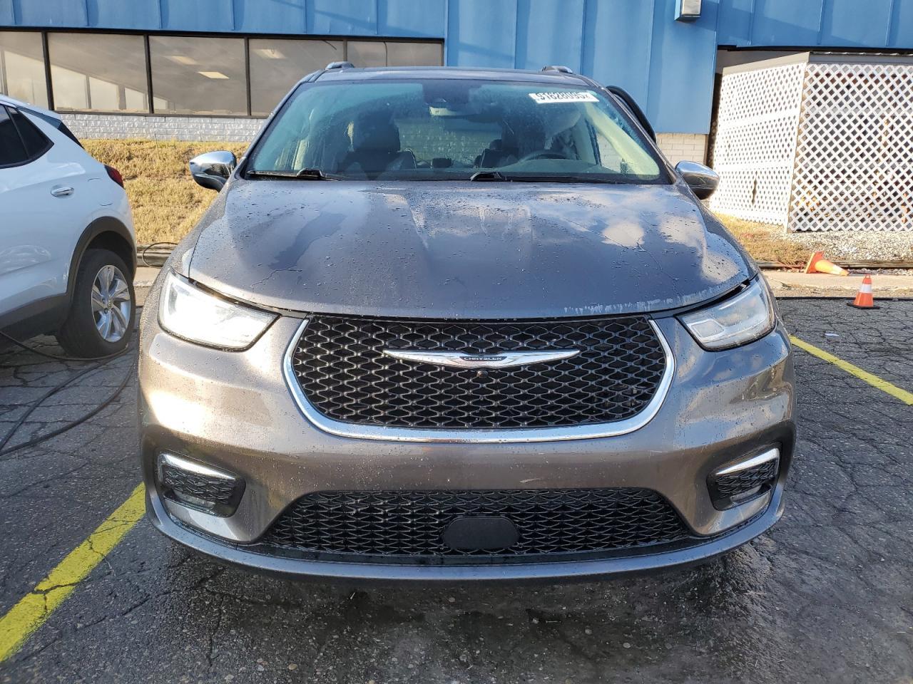 2021 Chrysler Pacifica Limited - Фото 5