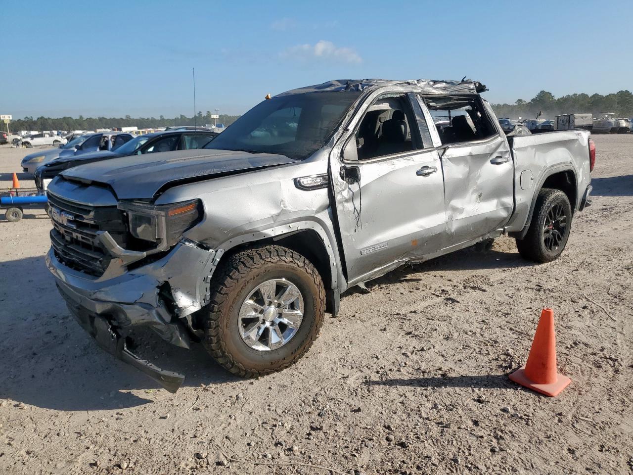2025 GMC Sierra K1500 Elevation