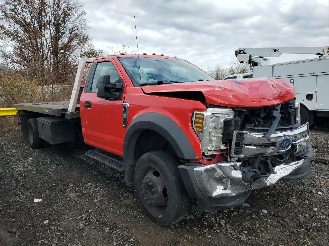 2019 Ford F550 Super Duty - Фото 4