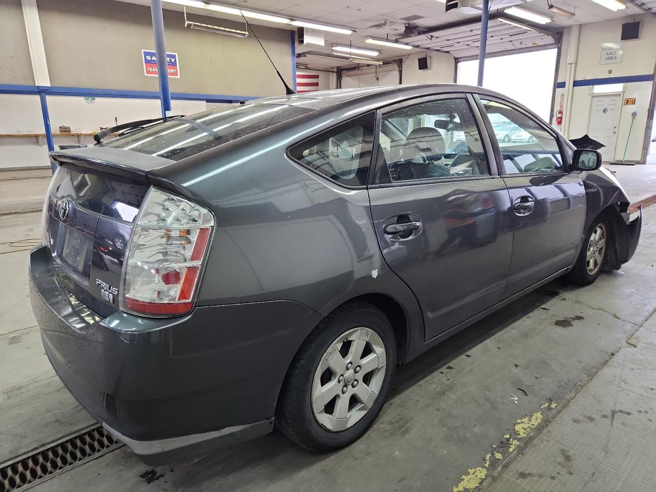 2009 Toyota Prius - Фото 3