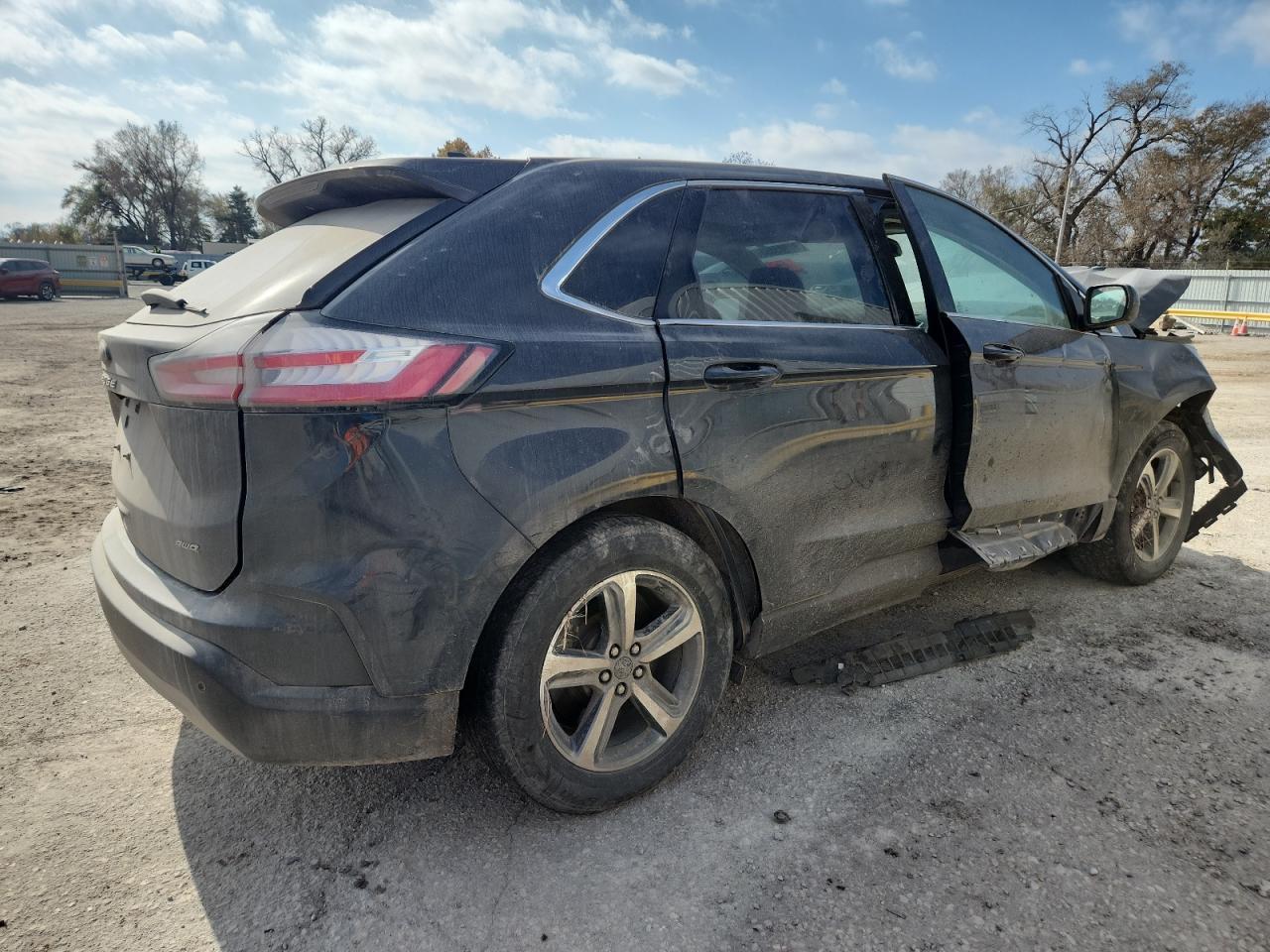 2021 Ford Edge Sel - Image 3